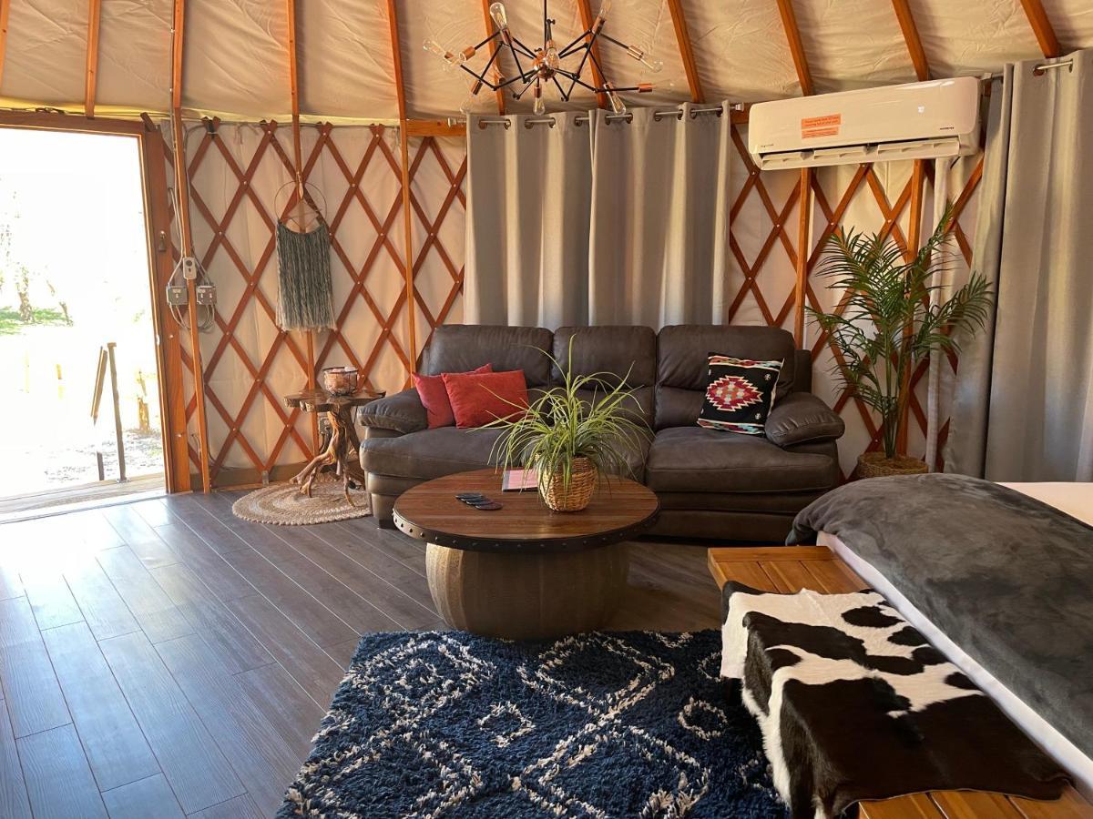 Escalante Yurts - Luxury Lodging Eksteriør billede