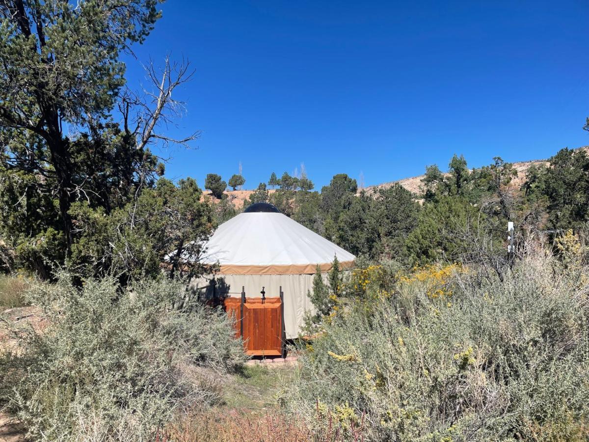 Escalante Yurts - Luxury Lodging Eksteriør billede