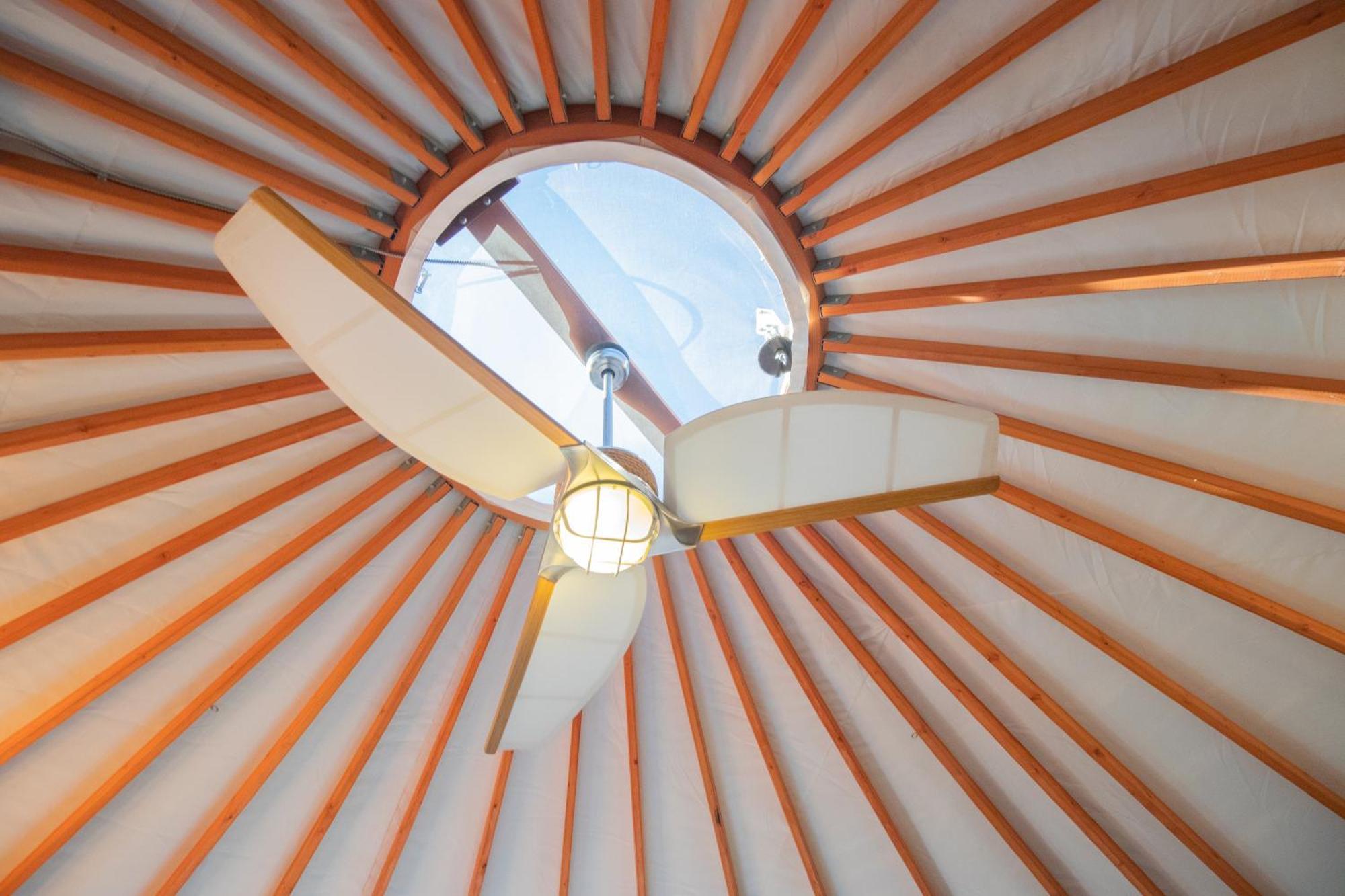 Escalante Yurts - Luxury Lodging Eksteriør billede